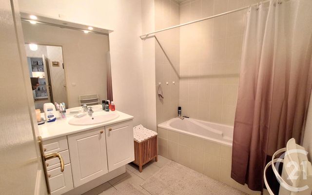 Appartement F3 à vendre - 3 pièces - 85.0 m2 - PONT L EVEQUE - 14 - BASSE-NORMANDIE - Century 21 Tirard-Gardie